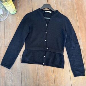 Les Copains Cashmere Button Down Cardigan —
Flower Buttons Women’s Size Small